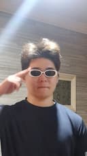나무깍는노인